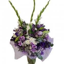 זר פרחים סגול לבן